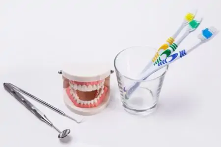 Natural Ways of Teeth Whitening